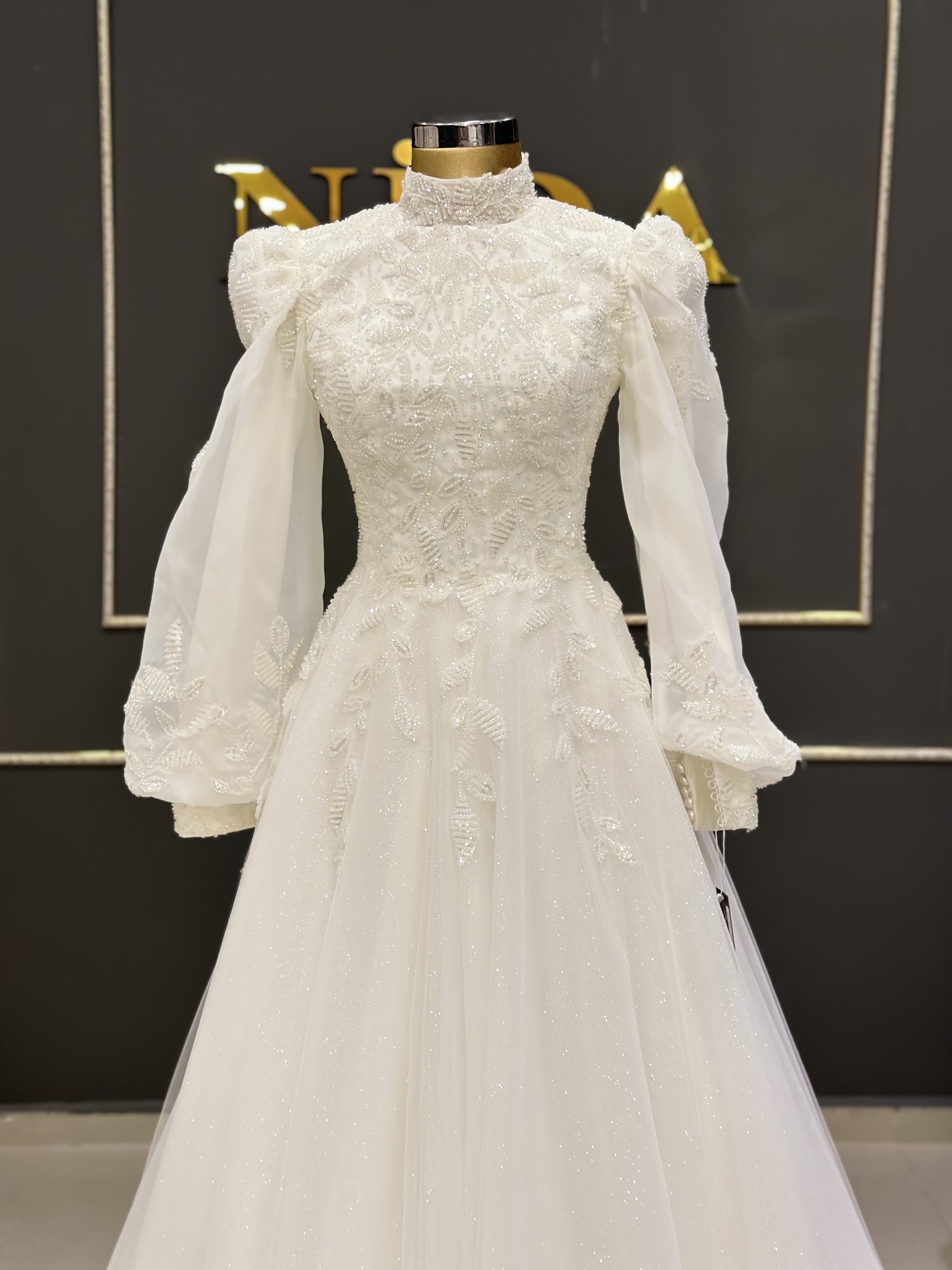 NİDA GELİNLİK