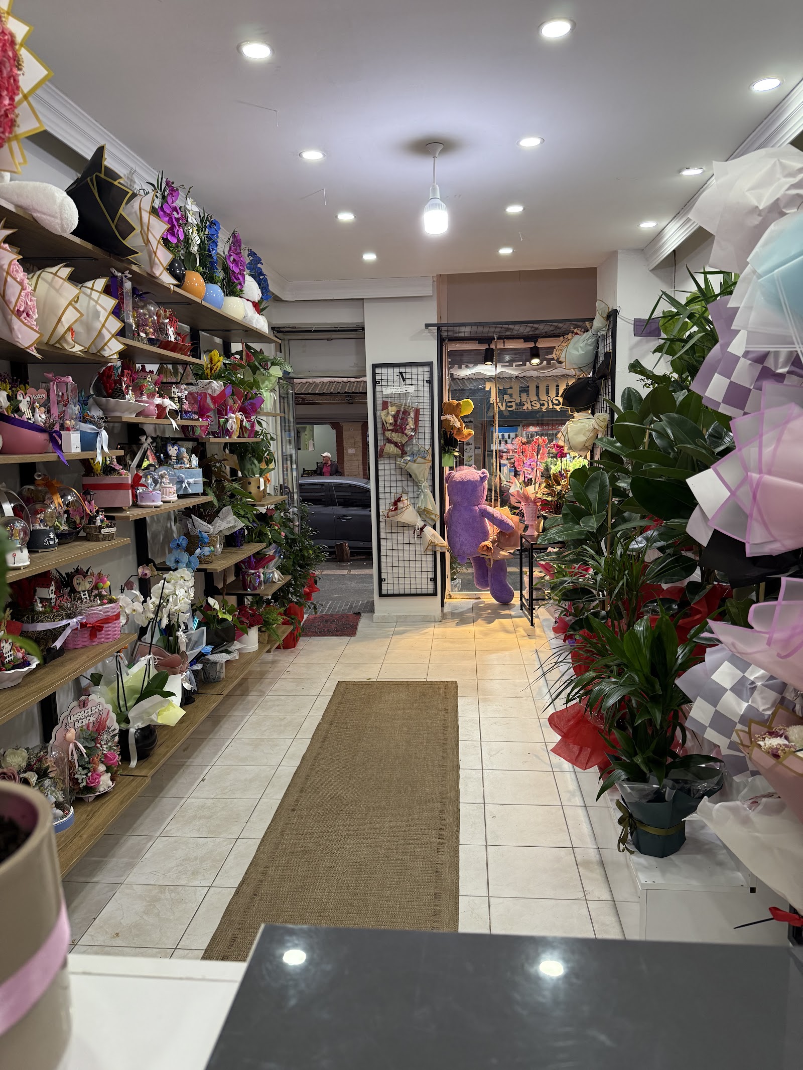 Violet Çiçek Evi