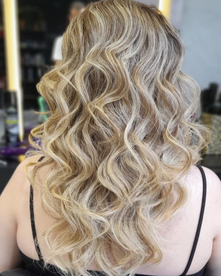 Yasmin bayan kuaför salonu(@ysm_ugr_coiffeur)